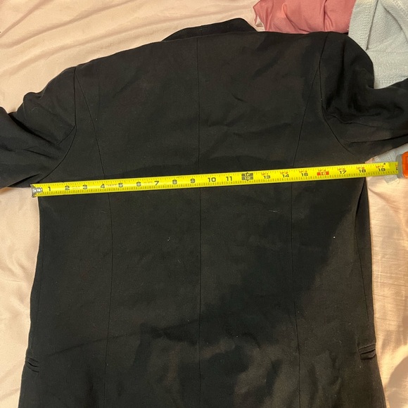 Bar III Knit-Crepe Ruched-Sleeve
Blazer - Picture 7 of 7